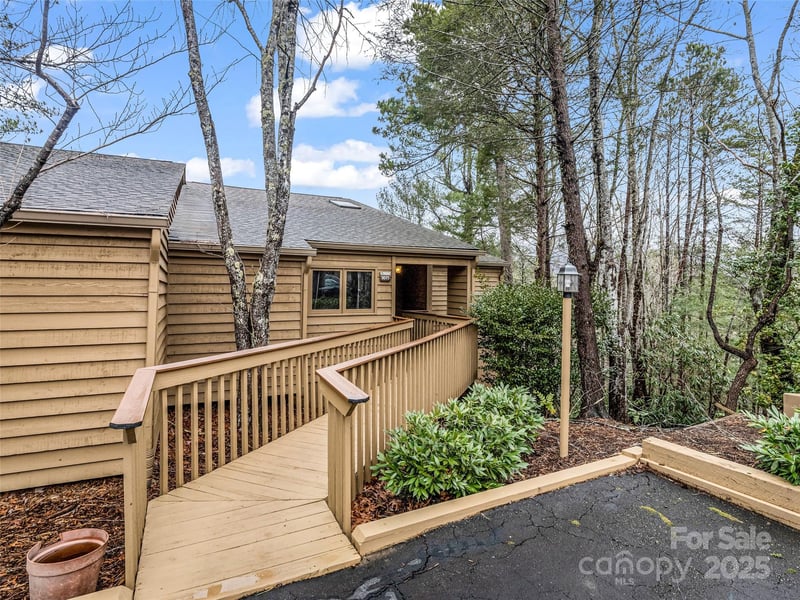 155 Quail Cove Blvd #1615, Lake Lure, NC 28746
