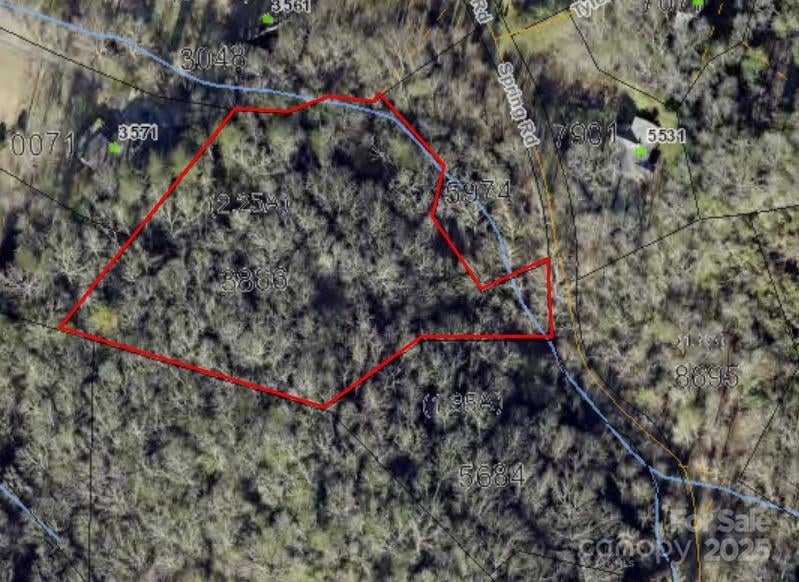 5538 Spring Rd #1, Hendersonville, NC 28739