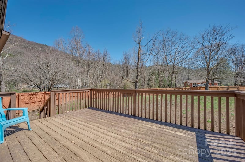121 Julian Way, Lake Lure, NC 28746