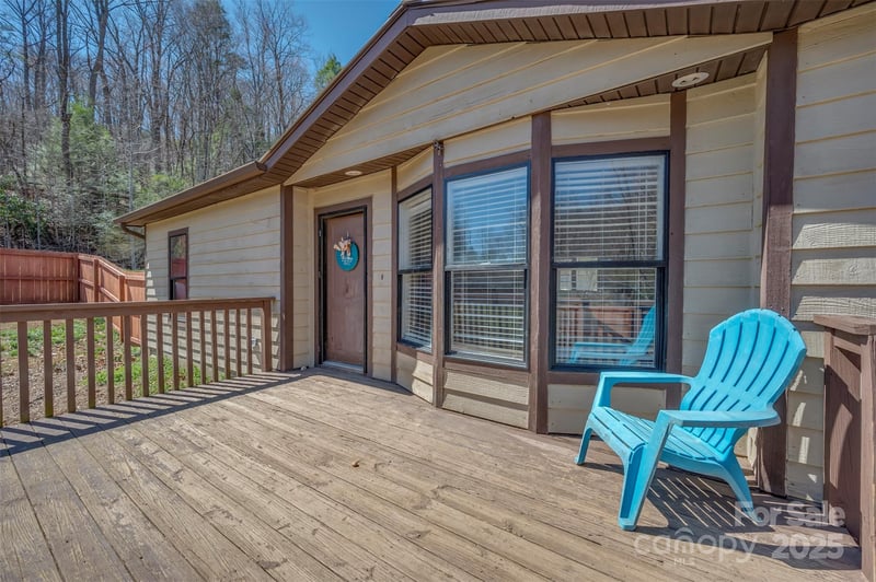 121 Julian Way, Lake Lure, NC 28746