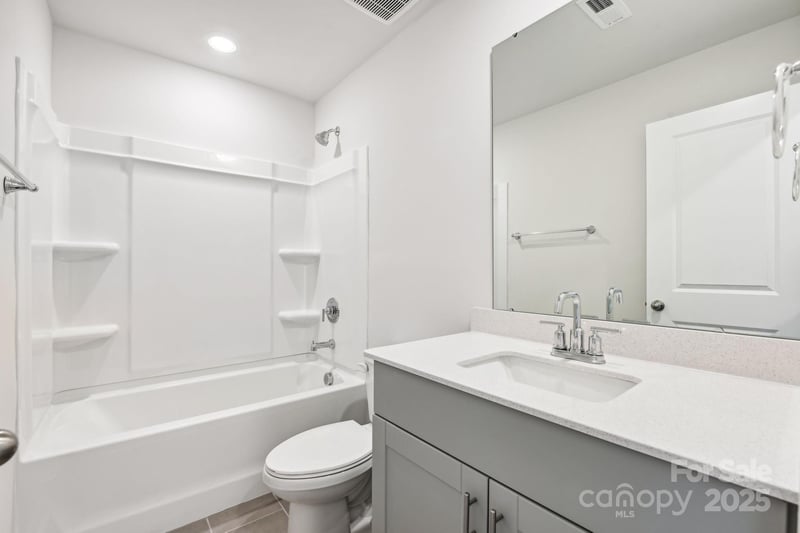 1515 Harper Landing Blvd, Stanley, NC 28164