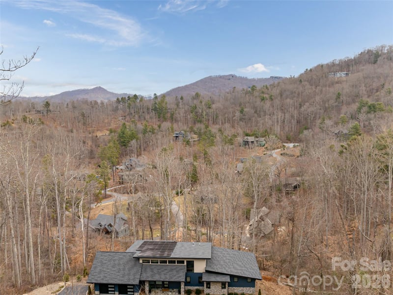 74 Longspur Ln, Asheville, NC 28804