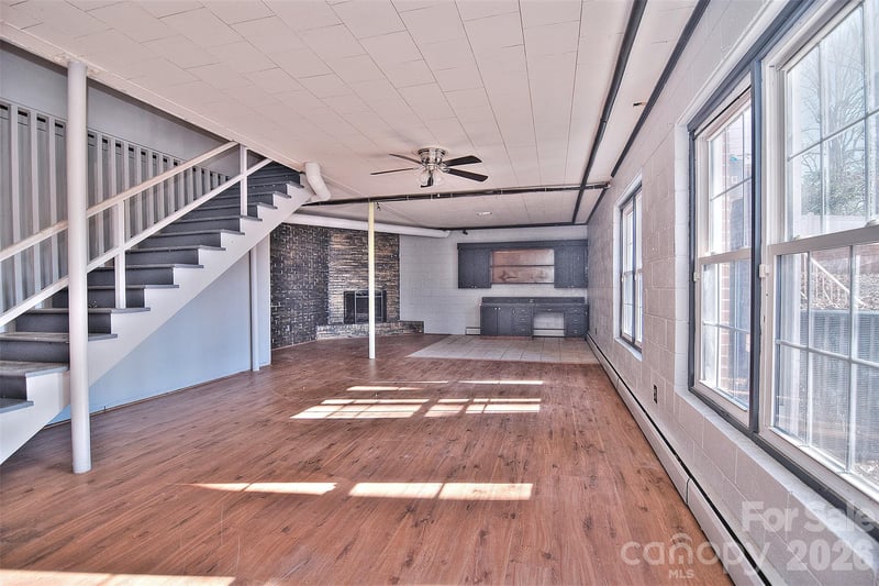 936 23rd Ave, Hickory, NC 28601