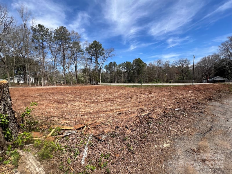 Charlotte Hw, Lancaster, SC 29720