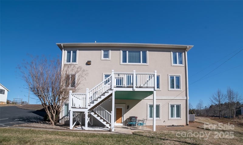 3739 Hickory Blvd, Hudson, NC 28638
