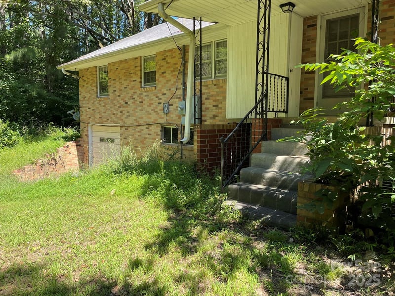 8725 Bringle Ferry Rd, Salisbury, NC 28146