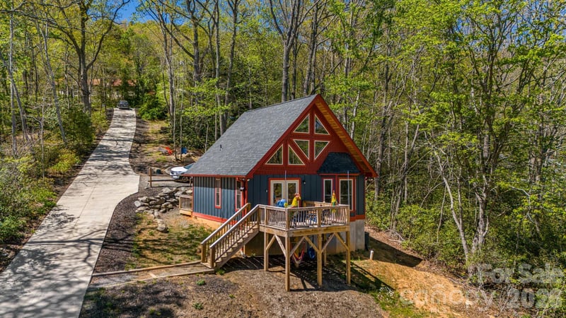 6769 Flat Top Mountain Rd, Fairview, NC 28730
