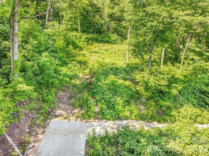 93 Patchens Estate Rd #17, Waynesville, NC 28786