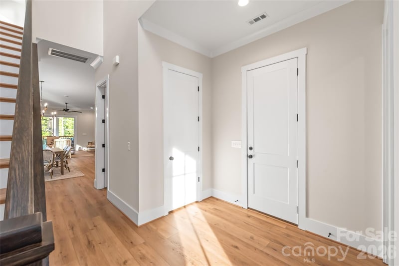 553 Lowrance Ave, Mooresville, NC 28115