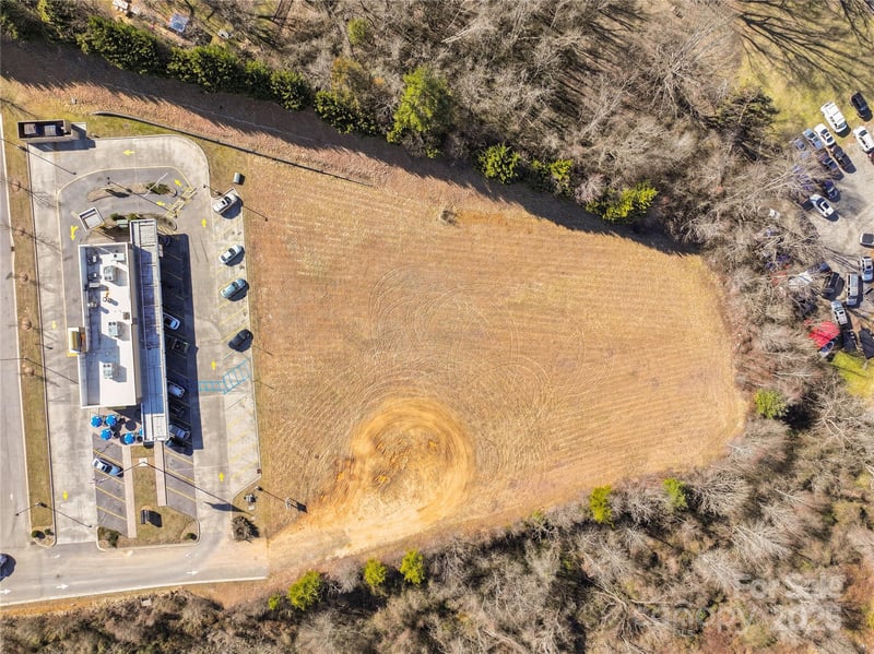 99999 Gill Rd, Weaverville, NC 28787