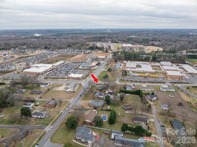 816 South Point Rd, Belmont, NC 28012