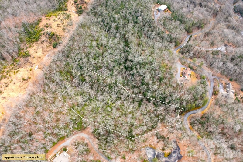 610 Aberdeen Ln, Pisgah Forest, NC 28768