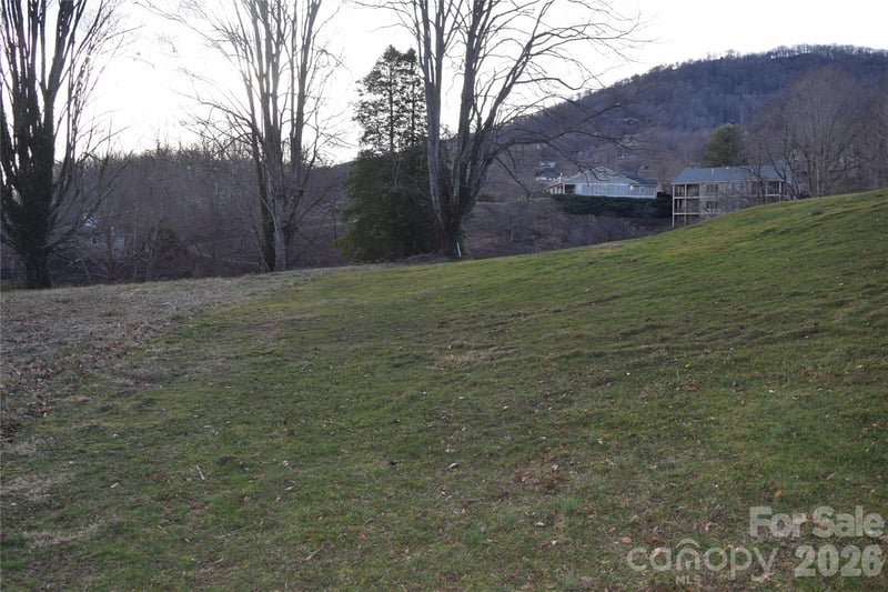 00 Sand Trap Rd, Waynesville, NC 28786