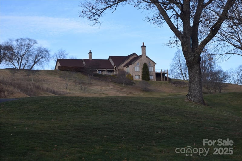 00 Sand Trap Rd, Waynesville, NC 28786