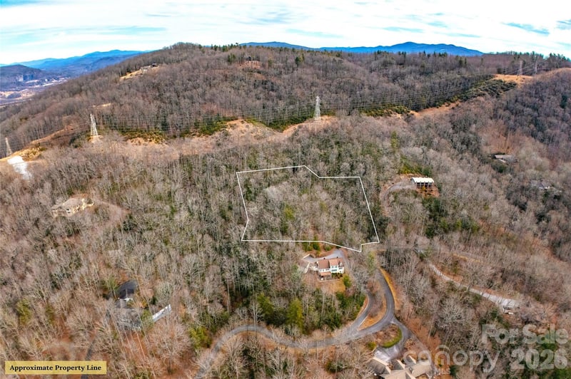 611B Aberdeen Ln, Pisgah Forest, NC 28768
