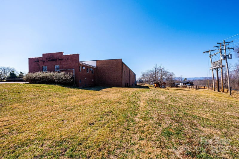 6949 Old Shelby Rd, Vale, NC 28168