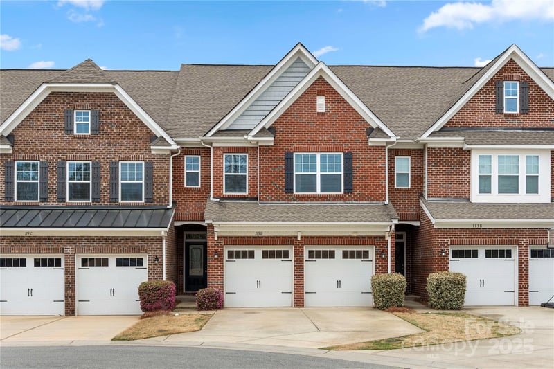 113 Burlingame Ct #D, Mooresville, NC 28117