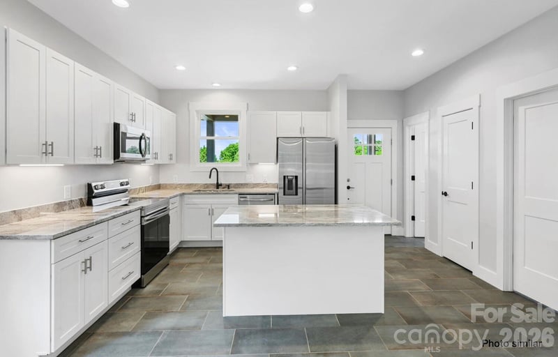 33 Loblolly Ln, Asheville, NC 28803