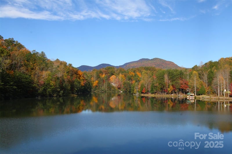 000 Raven Blvd #65, Lake Lure, NC 28746