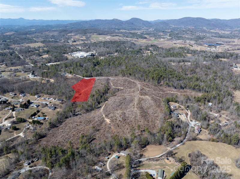 00 Star Point Dr #09, Hendersonville, NC 28792