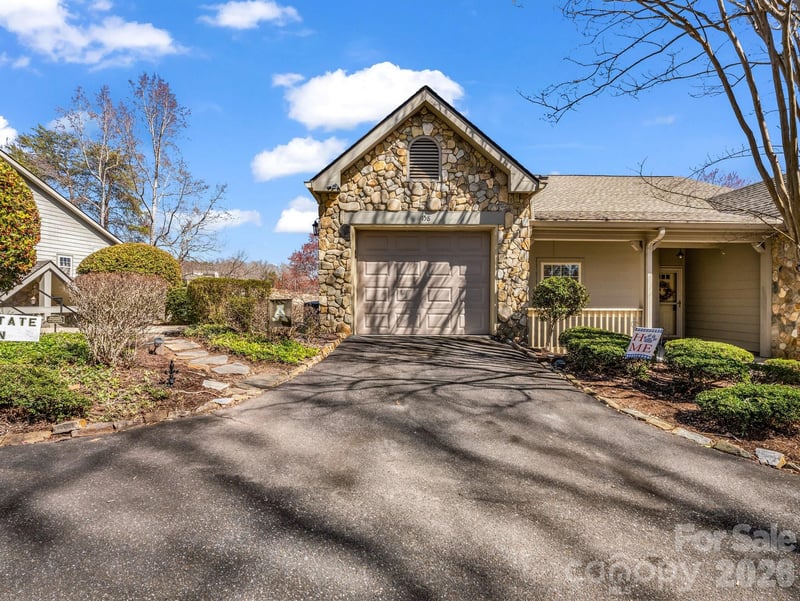 158 Stonecrest Ct, Lake Lure, NC 28746