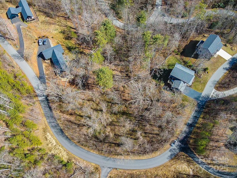 48 Wind Stone Dr, Asheville, NC 28804