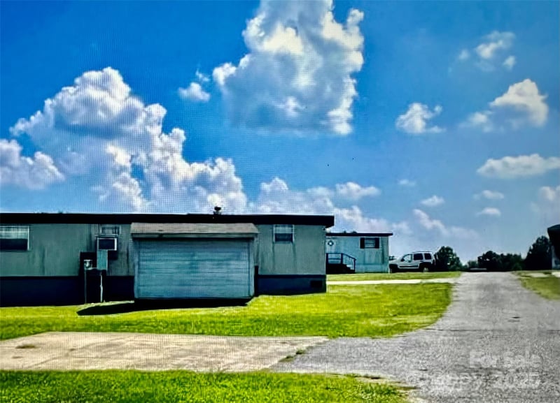 1803 Hines Rd, Mooresboro, NC 28114