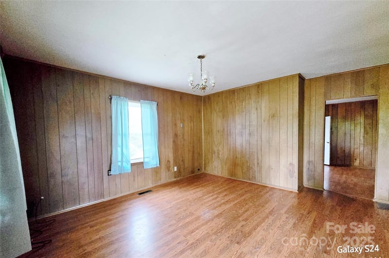 410 Cole Campbell Rd, Taylorsville, NC 28681