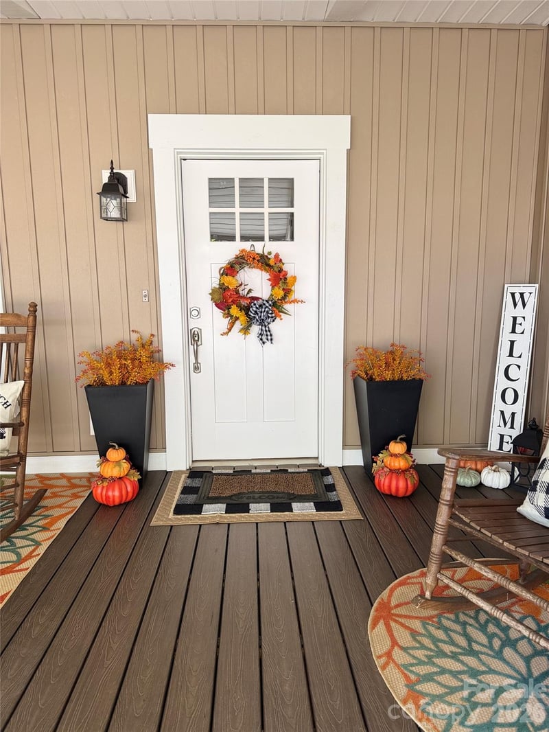 261 Boland Dr, Lake Lure, NC 28746