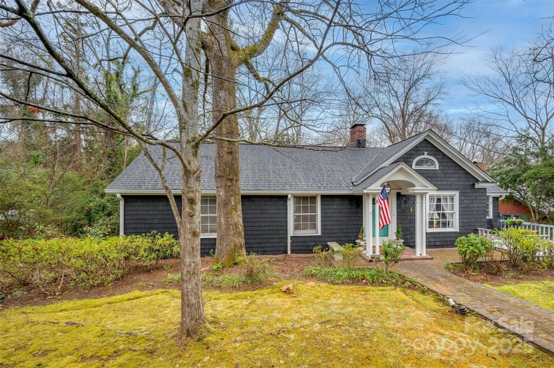 45 Pine Crest Ln, Tryon, NC 28782