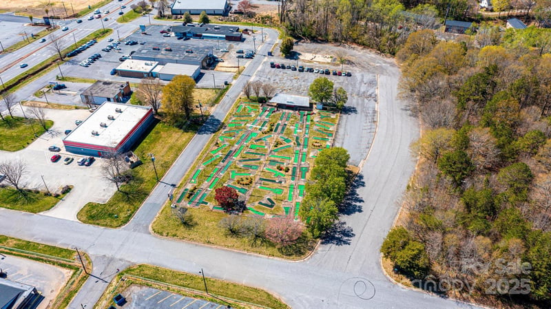 533 7th Avenue Pl, Hickory, NC 28602