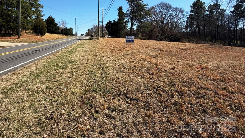 1302 Earl Rd, Shelby, NC 28152