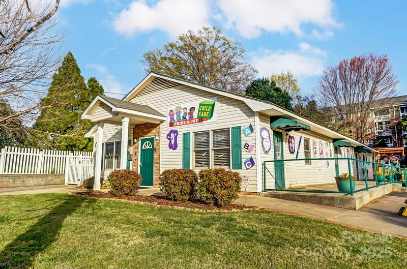 229 Fox St, Charlotte, NC 28204