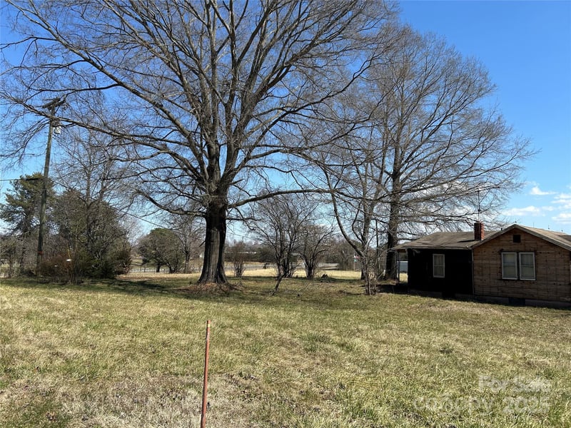 1350 Rock Barn Rd, Conover, NC 28613