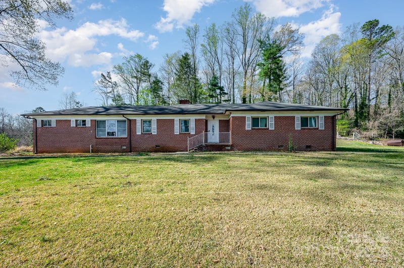 724 Rocky River Rd, Charlotte, NC 28213