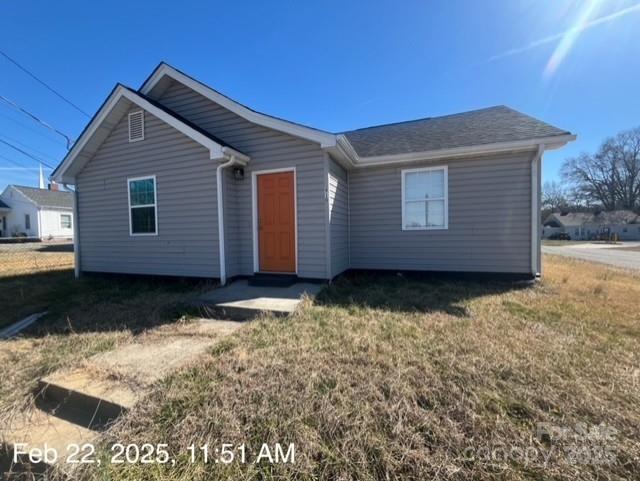 910 Linwood Rd, Gastonia, NC 28052