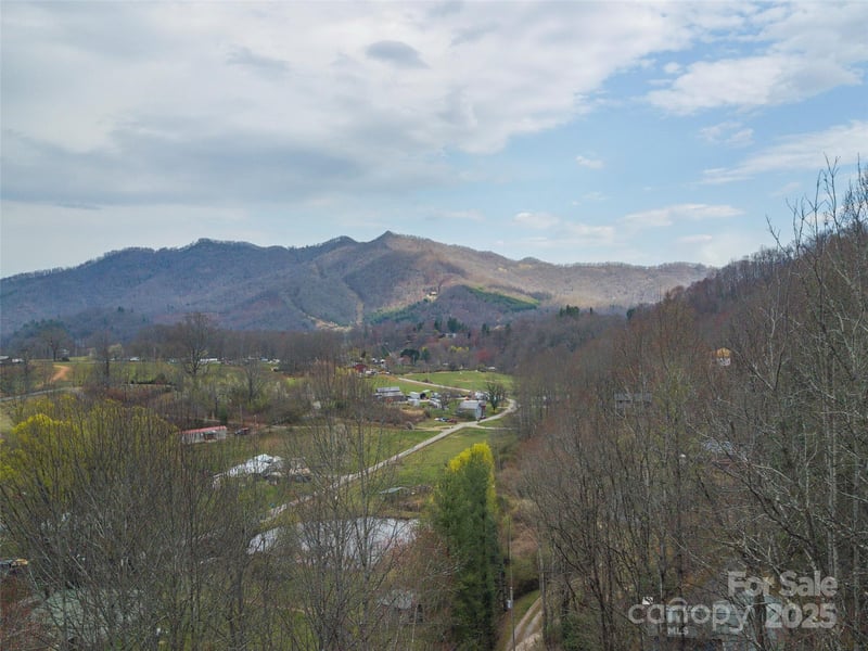 99999 Molasses Way #18, Waynesville, NC 28785