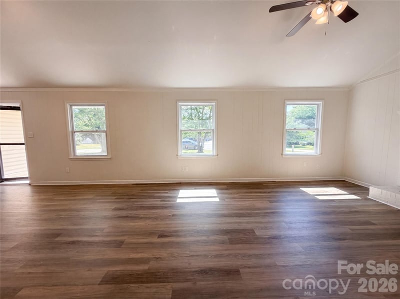 4700 Misty Hill Ln, Gastonia, NC 28056