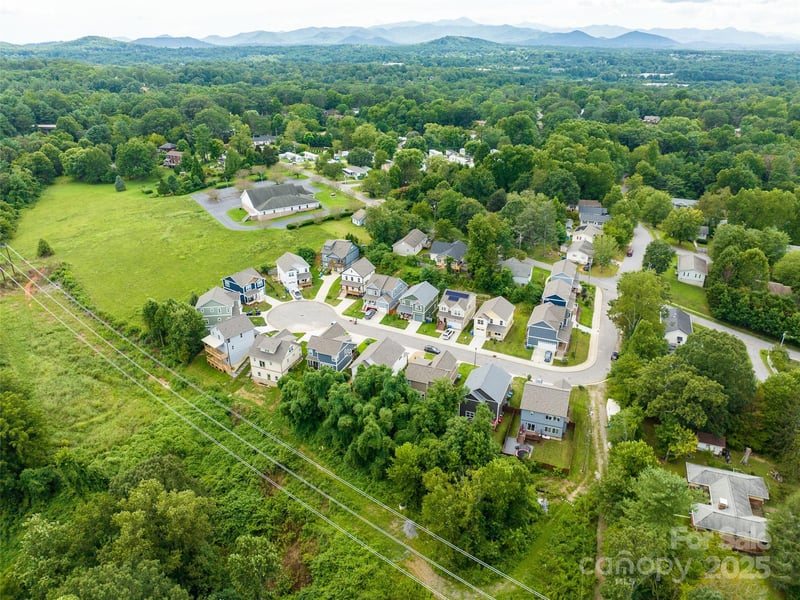 5 Shakedown St #20, Asheville, NC 28803