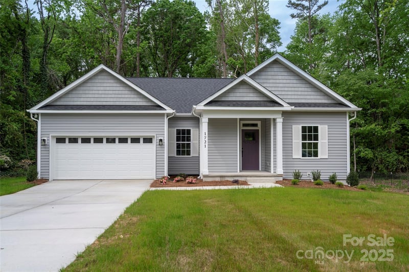 1721 Balfour Ln, Charlotte, NC 28216