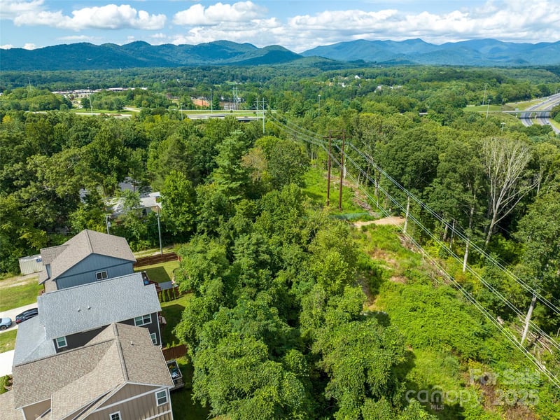 7 Shakedown St #21, Asheville, NC 28803