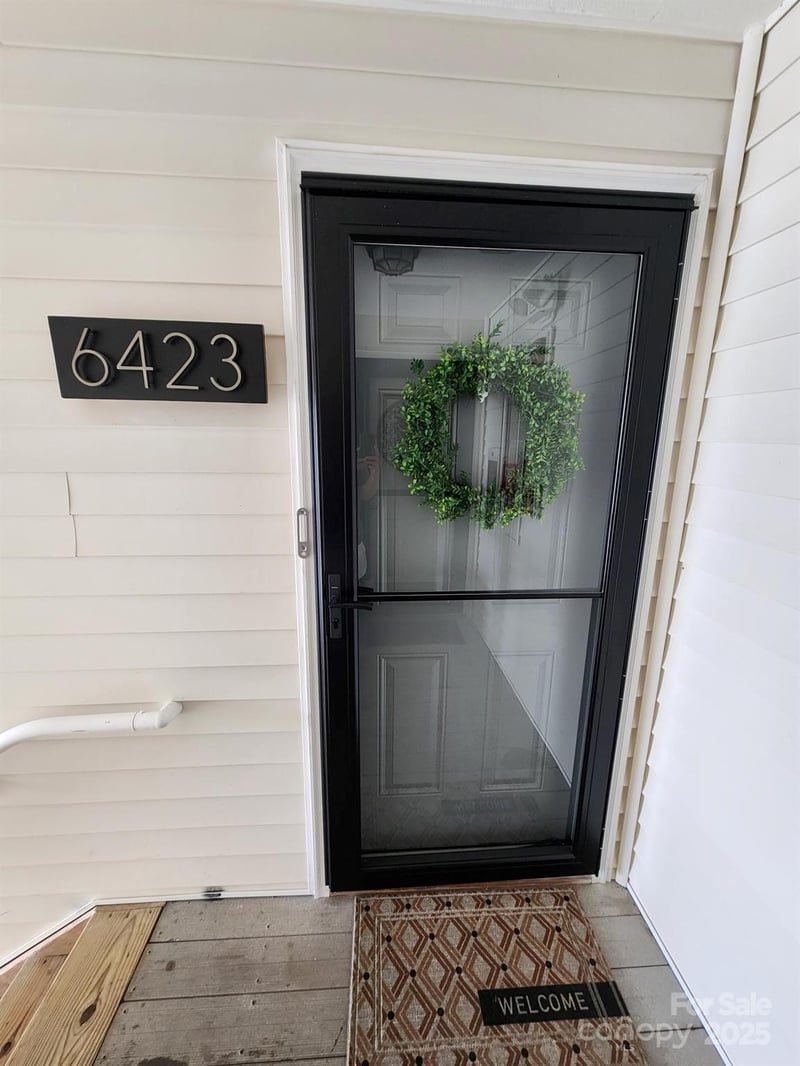 6423 Town Hall Pl, Harrisburg, NC 28075