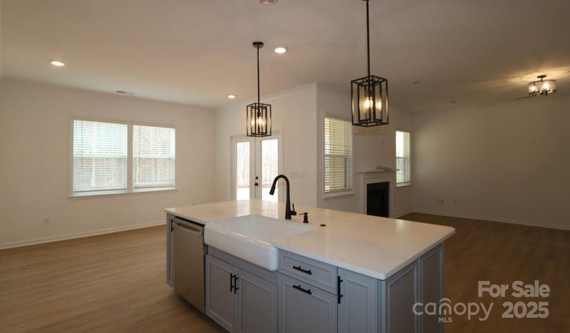 919 Mankey Dr, Huntersville, NC 28078
