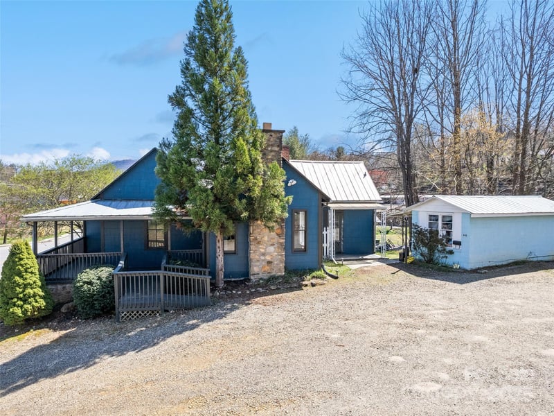 442 and 440 Walnut St, Waynesville, NC 28786