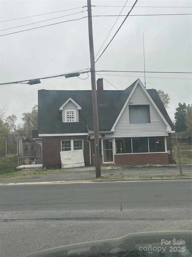 1214 Pee Dee Ave, Albemarle, NC 28001
