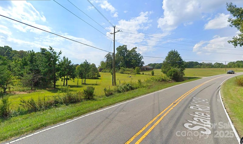 2347 Mt Pleasant Rd, Sherrills Ford, NC 28673