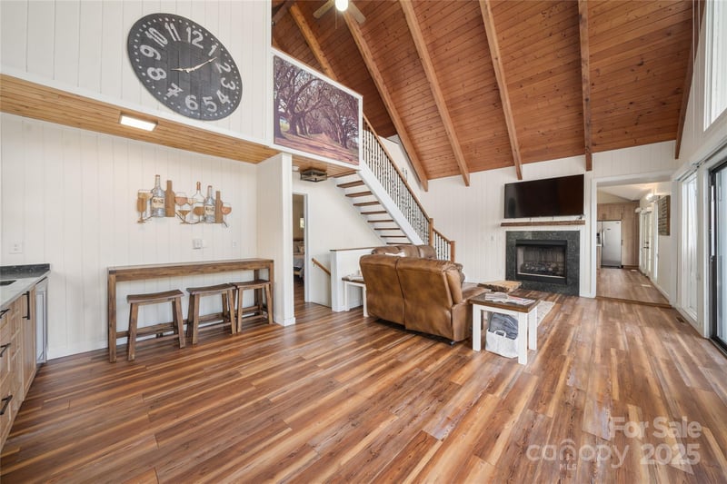 158 Blackberry Ln, Maggie Valley, NC 28751
