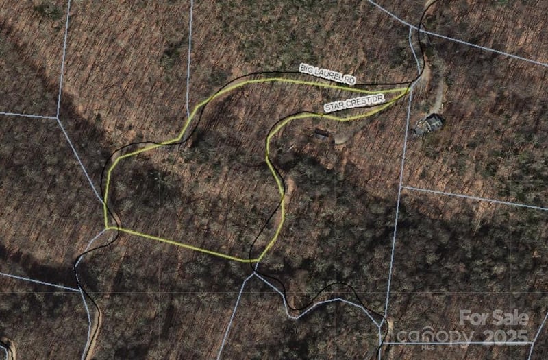 000 Big Laurel Rd #A-16 & A-17, Waynesville, NC 28785
