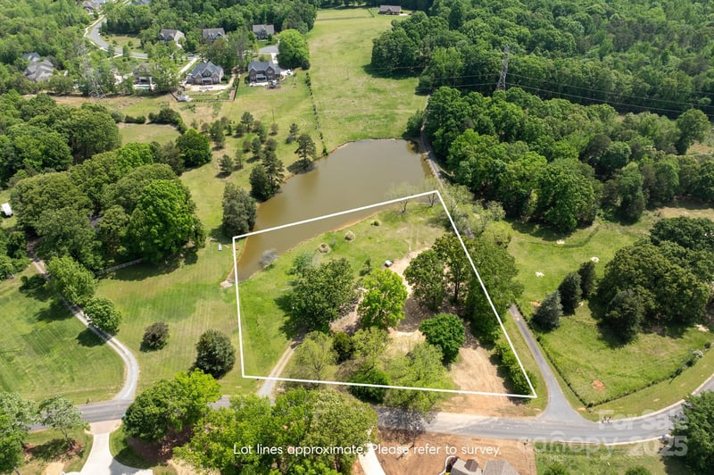 8805 Wingard Dr, Waxhaw, NC 28173