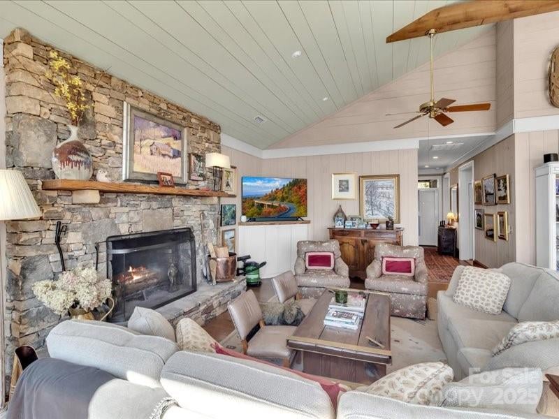 116 Dana Rd, Waynesville, NC 28786